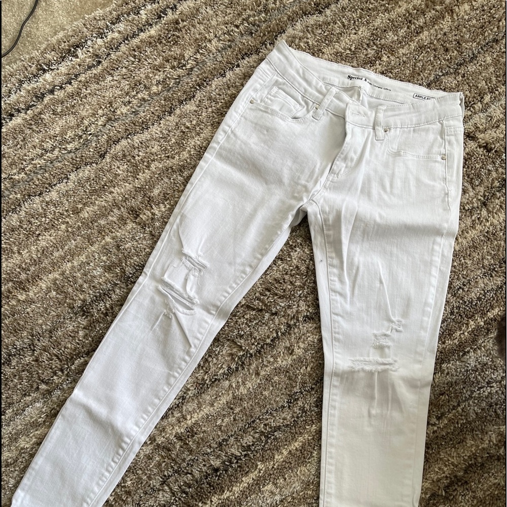White Jeans ripped